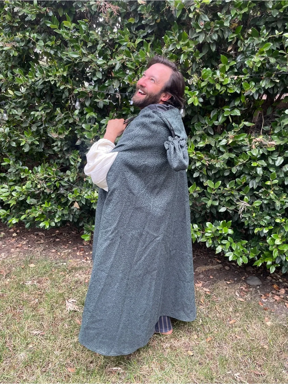 Men's Green Renaissance Costume Tunic and Cape